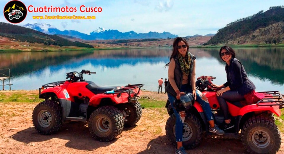 Cuatrimotos Salineras laguna Huaypo